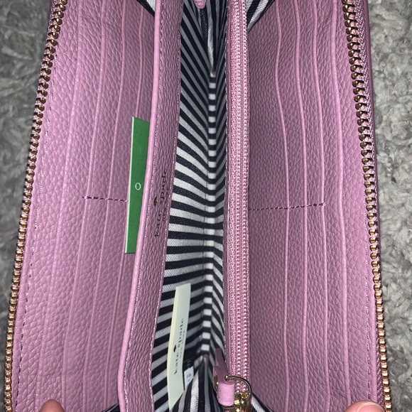 Kate Spade Rumraisin Lacey Orchard Street Wallet - Picture 3 of 3
